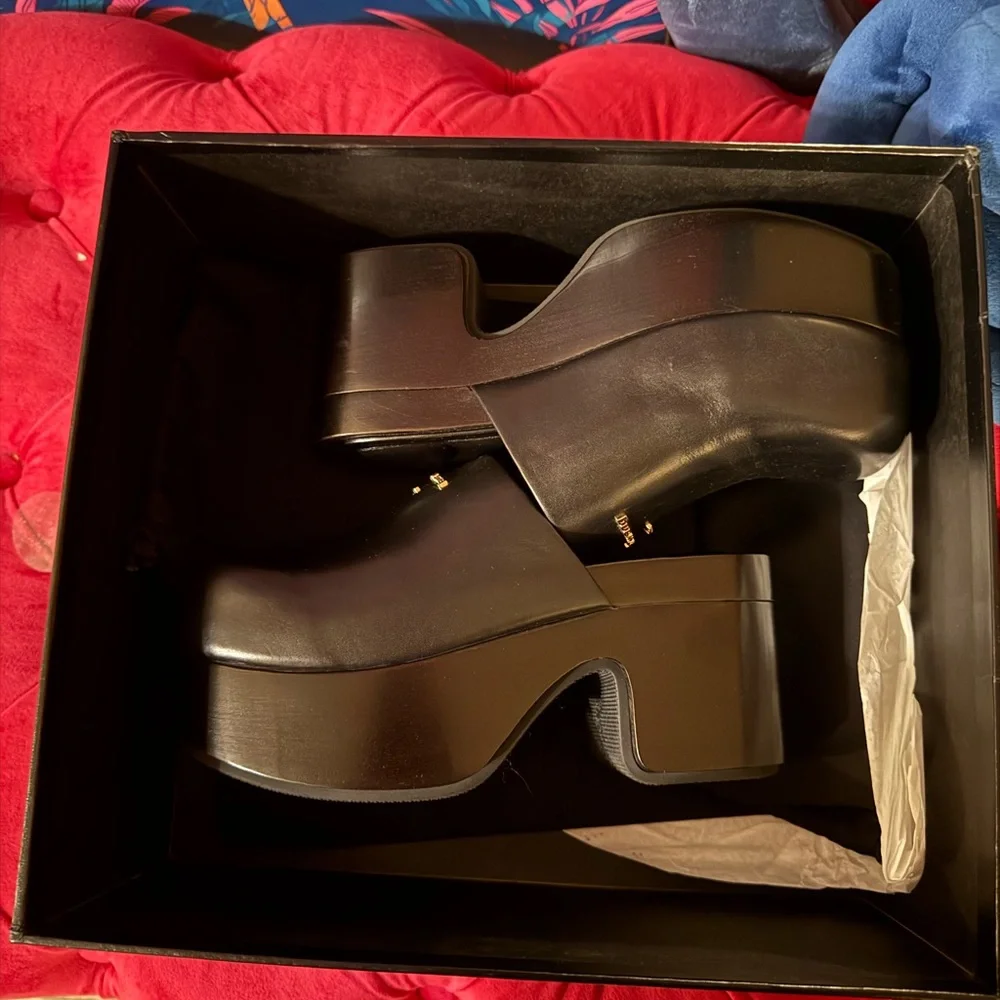 Black Platform Clogs - Picture 1 of 8